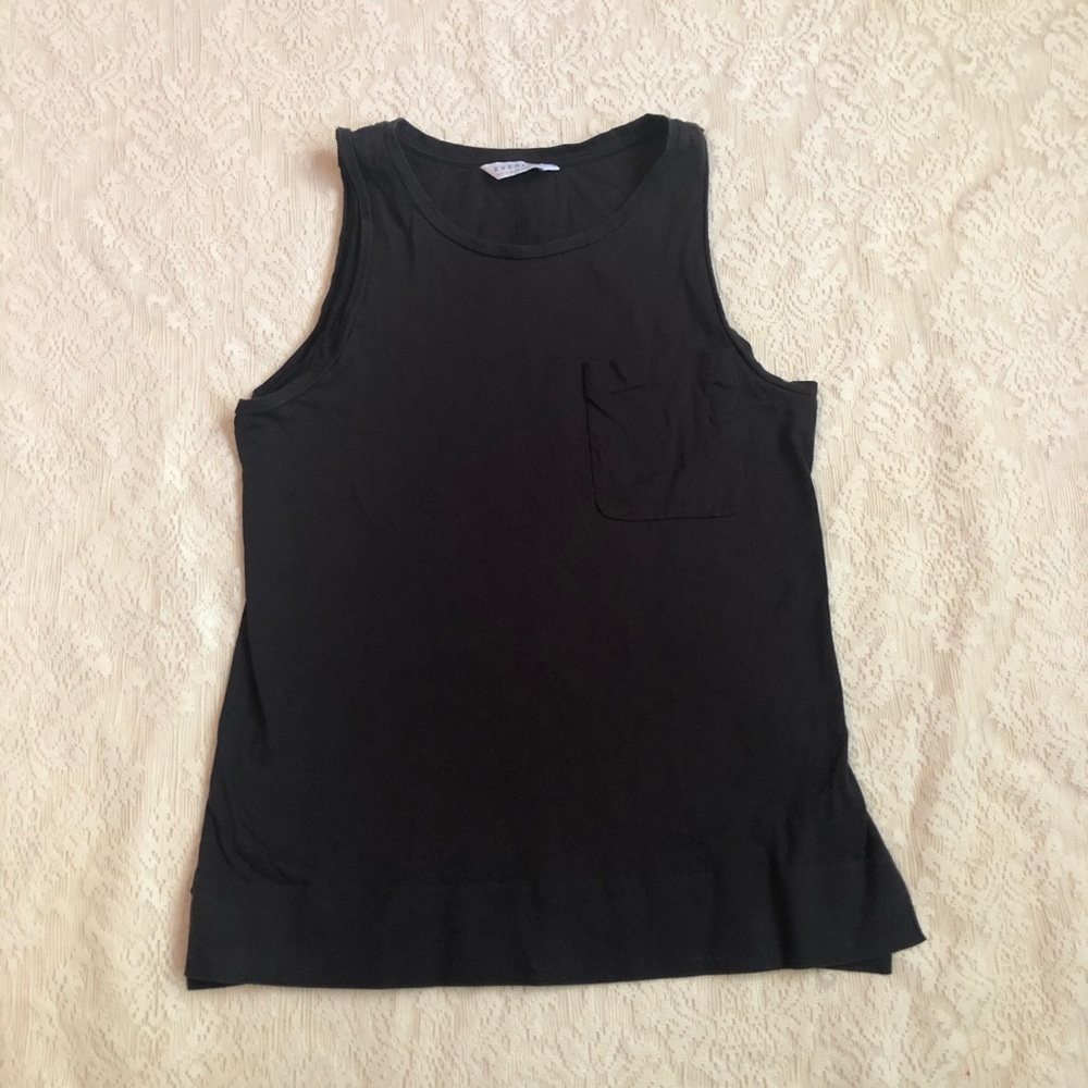 Everlane cotton chest pocket cotton side split tank